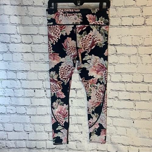 Leggings de entrenamiento para mujer Athleta negros florales 7/8 talla pequeña - Imagen 6 de 9