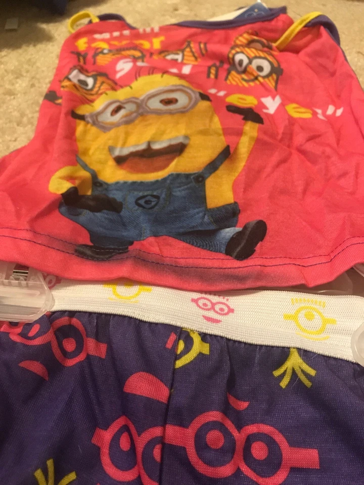 G8 Despicable Me Niños 4/5 Noche Top Y Pantalones Cortos Minions Nuevo Lindo Rosa Rise Of Gru Foto 3 de 4