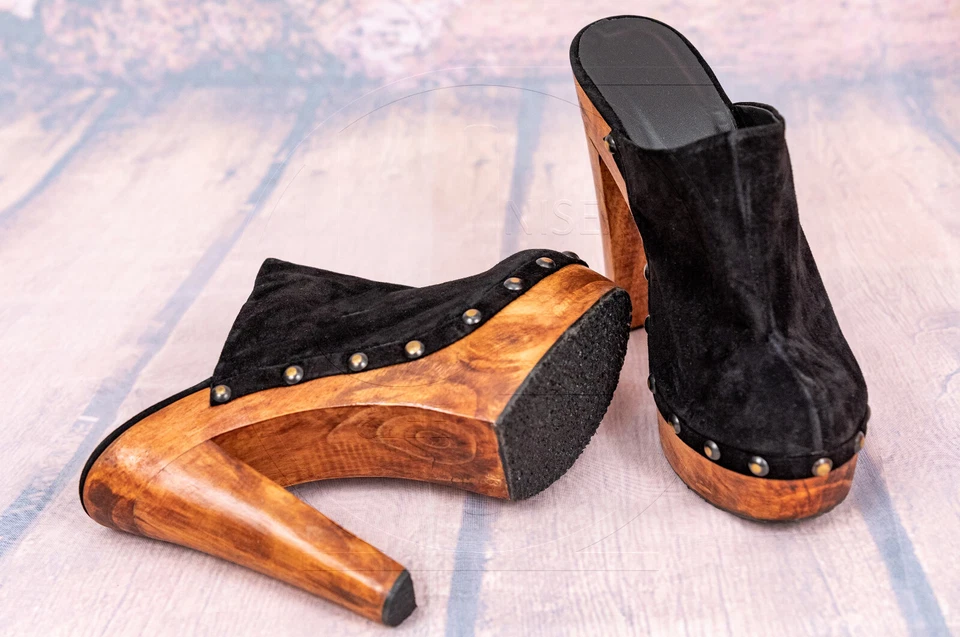 Hochwertige handgefertigte High-Heel-Clogs mit echter Holzsohle und Wildleder - Bild 2 von 4
