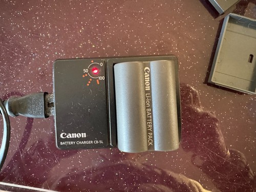 Canon EOS 300D / Digital Rebel 6.3MP Digital SLR Camera with 18-55 EFS lens - Picture 5 of 9