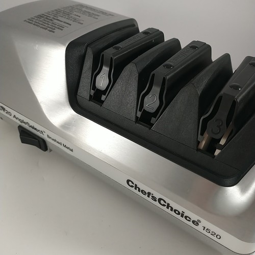 Chef’s Choice 1520 AngleSelect Diamond Honed Knife Sharpener – Brushed Metal - Picture 9 of 15