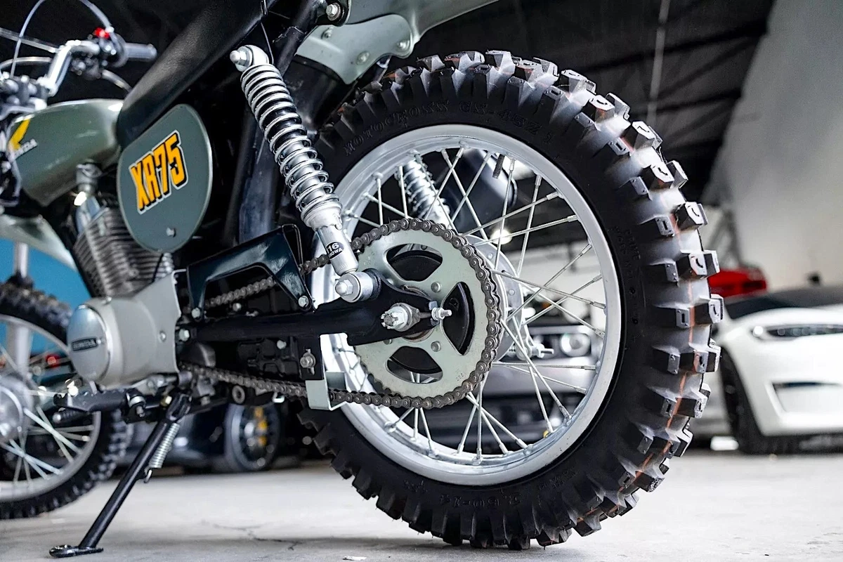 Click photo thumbnail to view