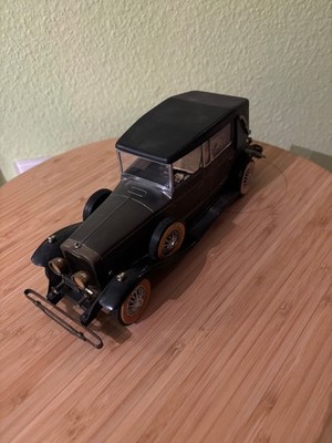 AM-Transistorradio als Modellauto Lincoln Model L (1928)
