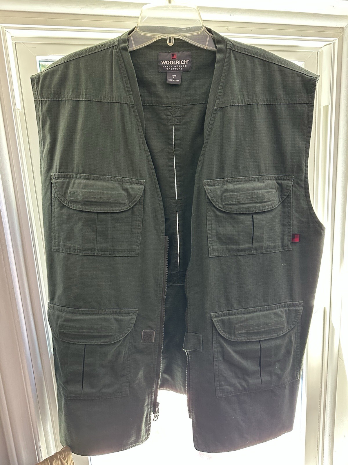 Woolrich Mens Elite Tactical Vest Large Durable Comfortable Military-Grade