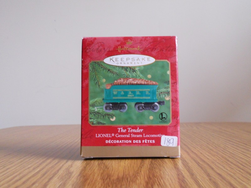 NEW UNOPENED Hallmark QX6834 The Tender Lionel General Steam Locomotive Ornament