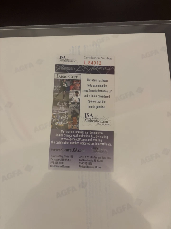 Signed Dave Winfield 8x10 Photo 3000th Hit JSA - Image 2 of 2