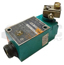 ALLEN BRADLEY 802M-AJ1L1F LIMIT SWITCH SER D