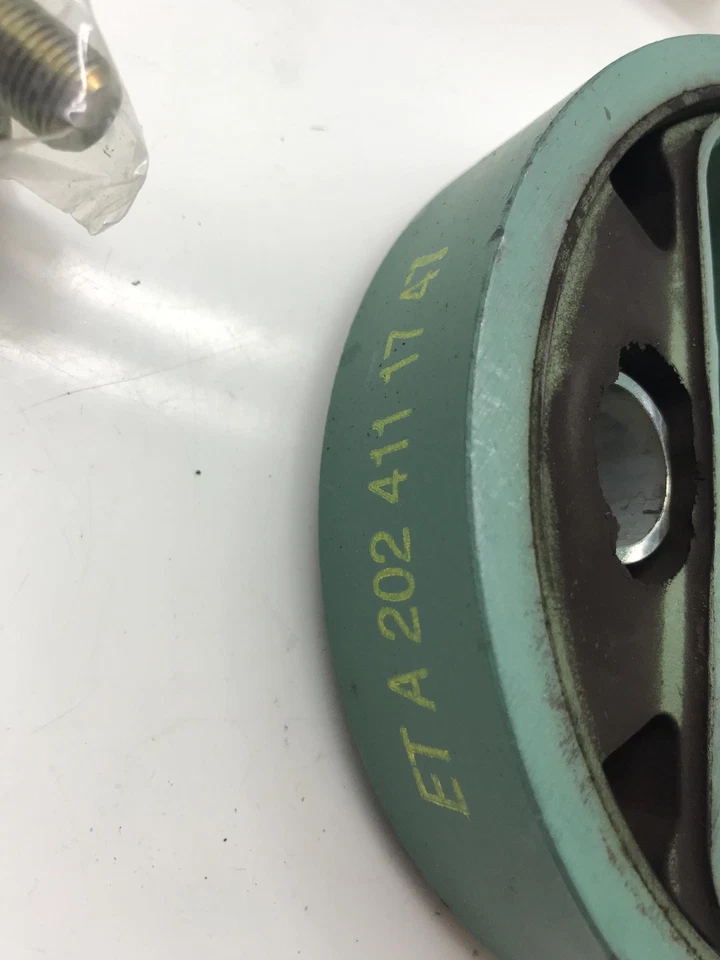 Vibration absorber Mercedes W201 W124 2024100347 NOS - Image 3 of 4