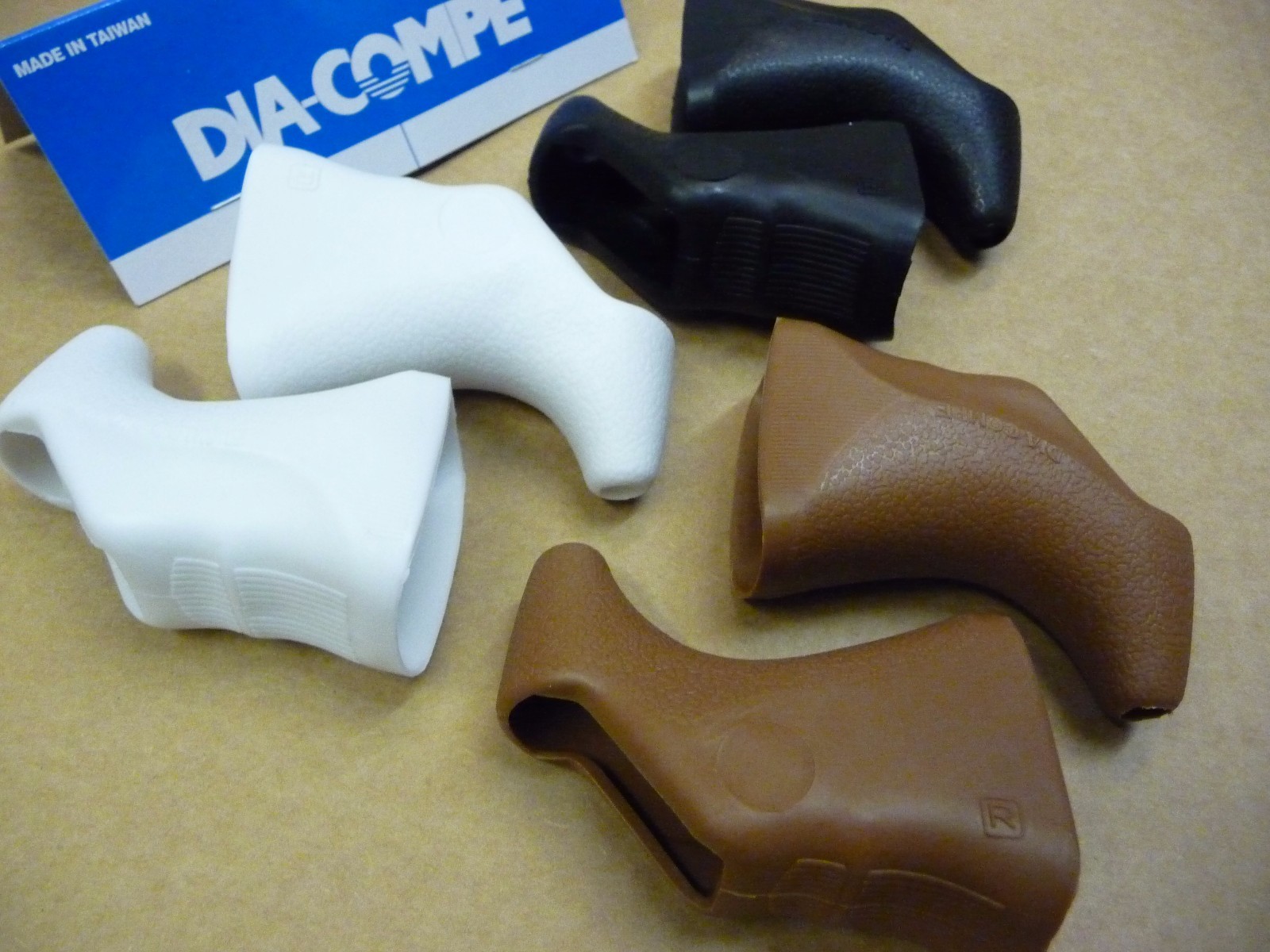 Brake Lever Hood Road Levers Sports Racing Cover 202/204 Non