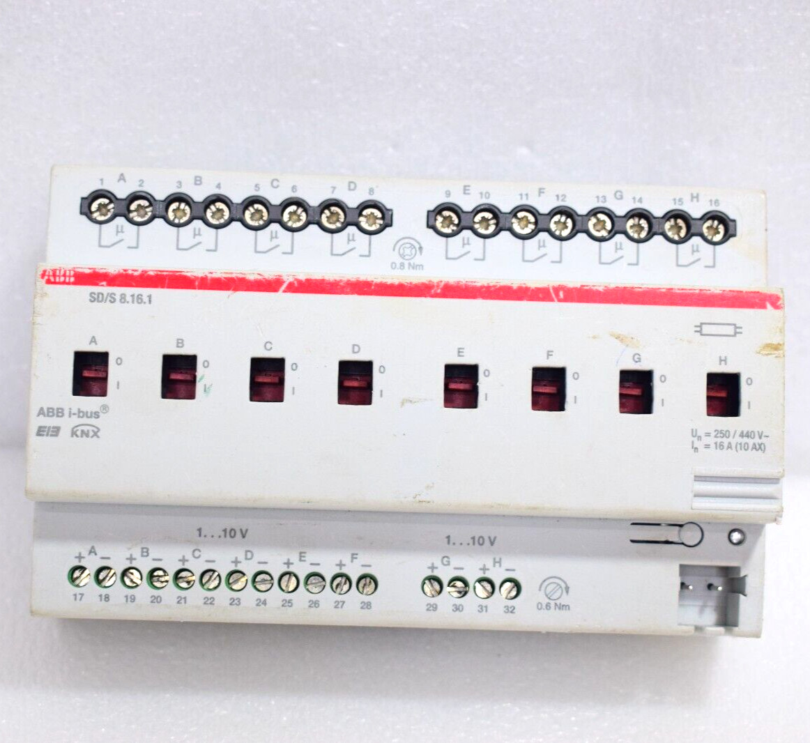 ABB SD/S 8.16.1 SWITCH/DIM ACTUATOR SD S 8.16 1
