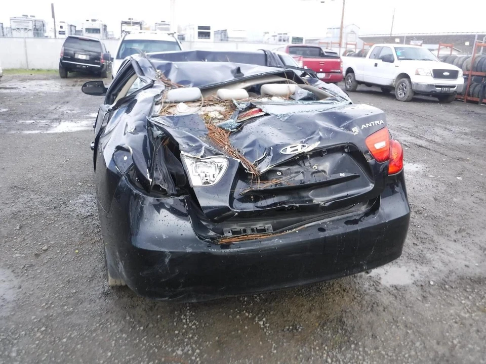 Used Front Left Door Window Regulator Front fits: 2009 Hyundai Elantra electric - Image 3 of 4