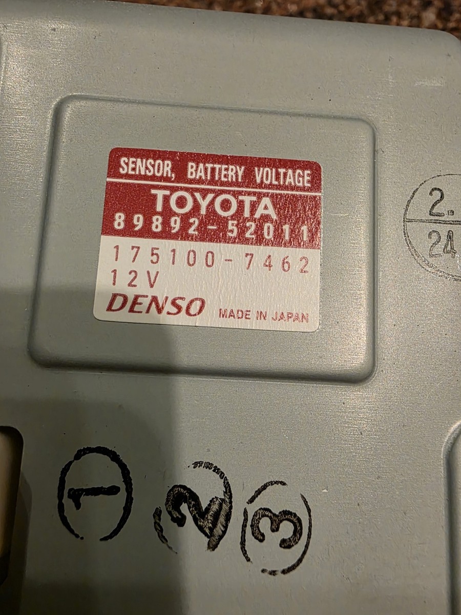 Toyota Sensor Module Battery Voltage Computer ECU OEM 89892