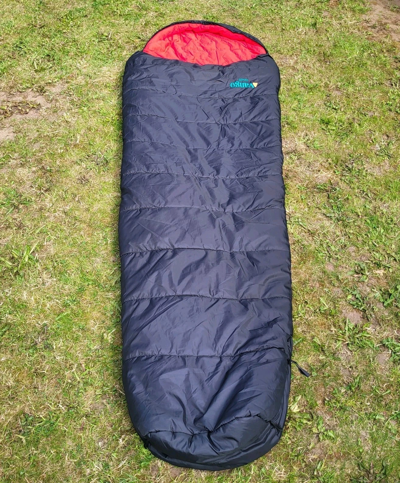 Vango Ibex 450 Thick 3 Season Sleeping Bag Black & Red VGC Free P&P
Opens in a new window or tab
