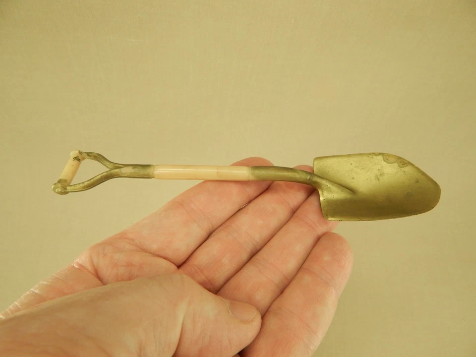 Pala Hasbro GI Joe AT #7441 Secret of the Mummy's Tomb C6 1970 de colección Foto 3 de 4