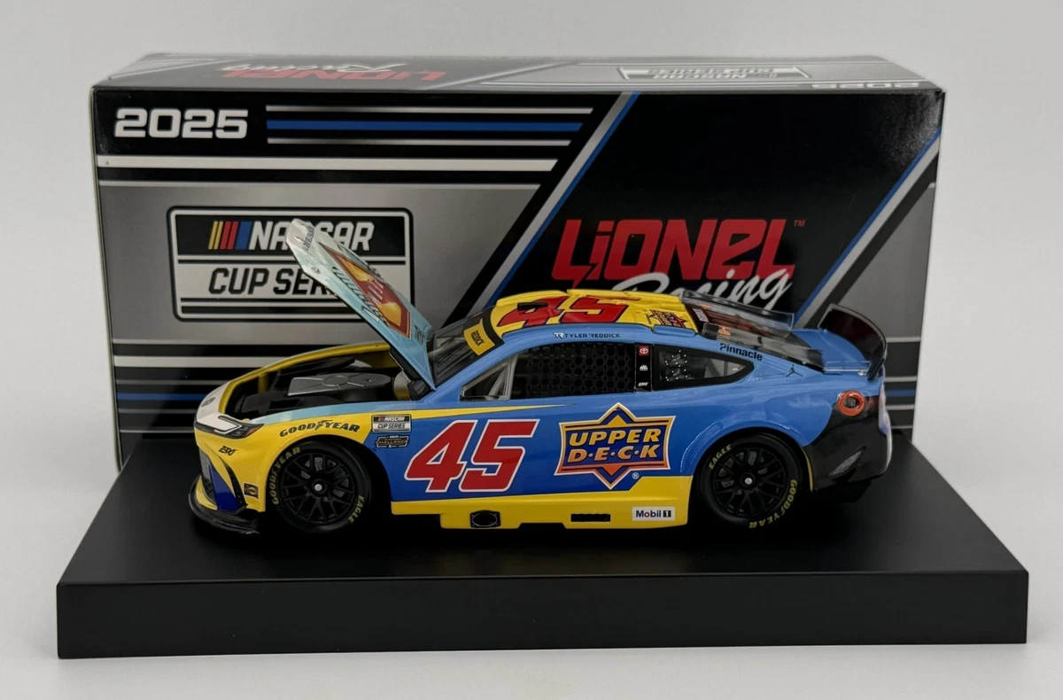 アクション レーシング コレクタブルズの限定版1/24スケールNASCAR Action 1:24 Diecast Racing Cars for sale - eBay