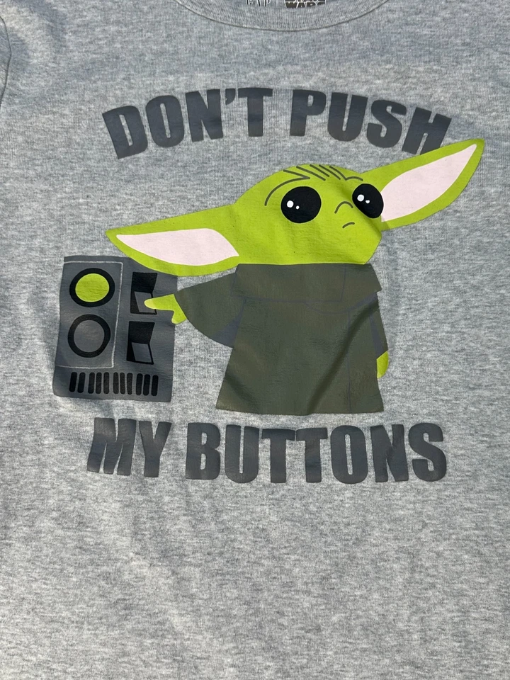 Camisa Gap Kids Star Wars Baby Yoda Talla 12 Gris Grogu Don’t Push My Buttons Camiseta Foto 3 de 4