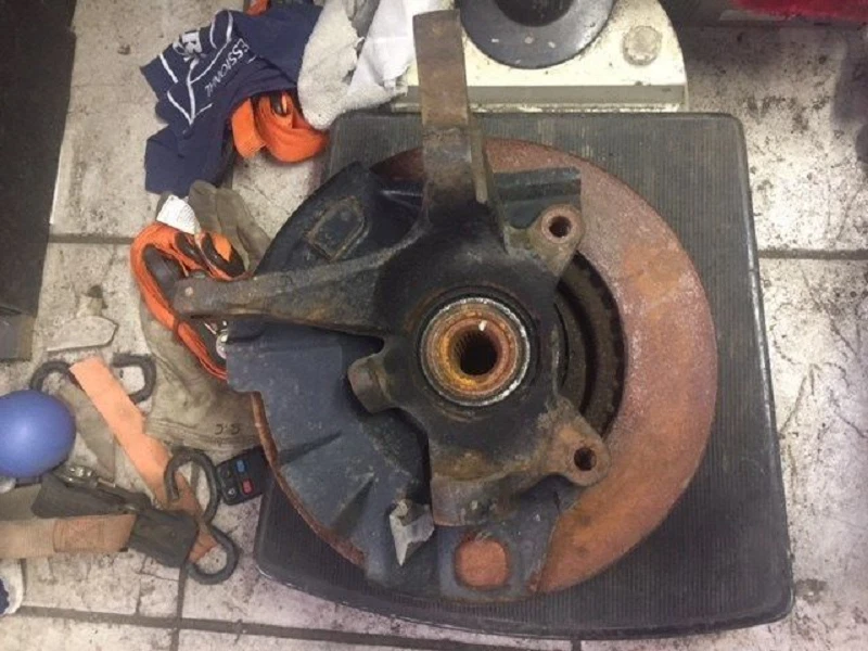 Kia Spectra 2004-2009 conductor husillo delantero izquierdo nudillo OEM Foto 2 de 4