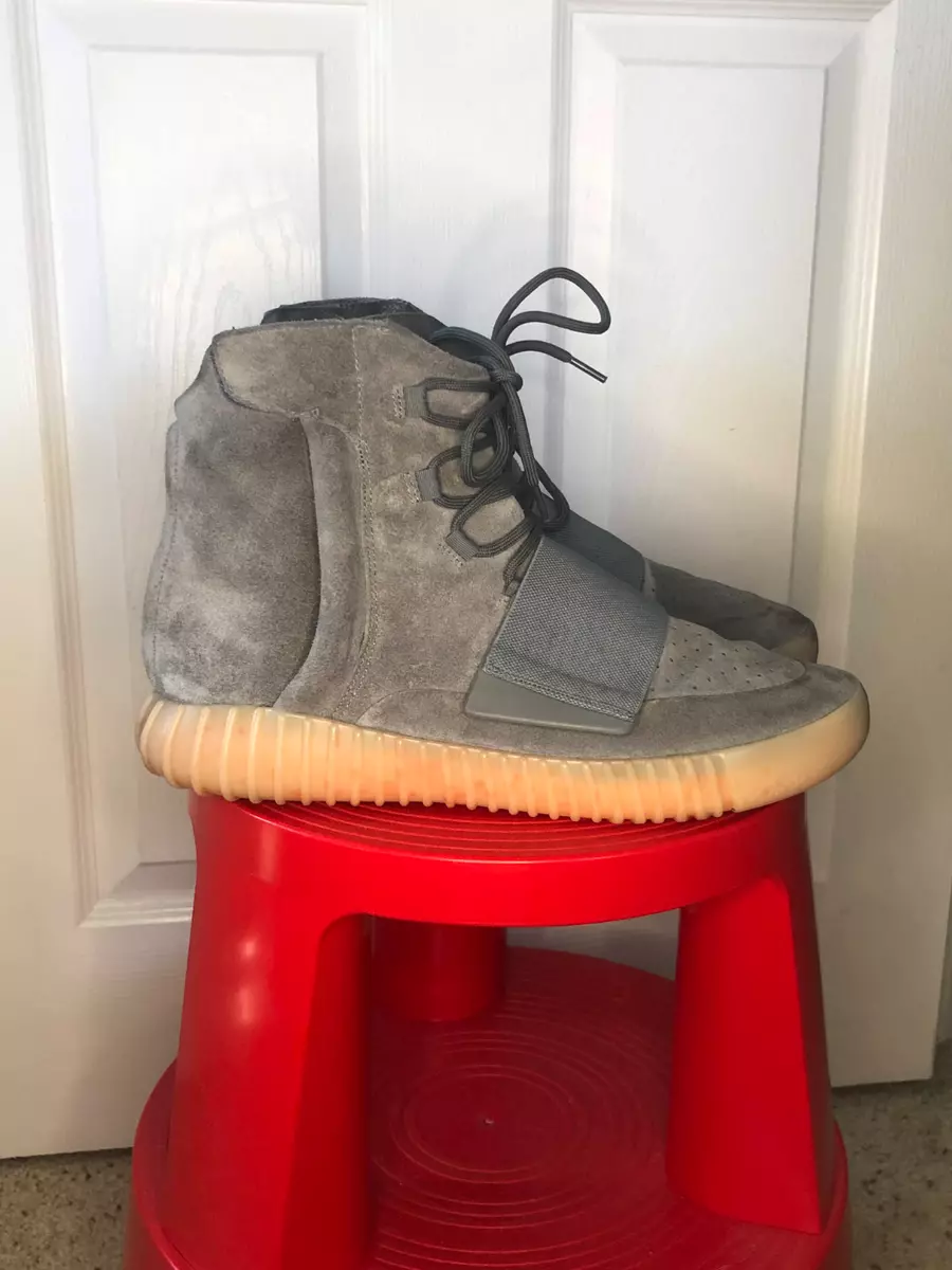 Adidas Yeezy Boost 750 Glow in the Dark - Grey/Gum - US Mens 10.5