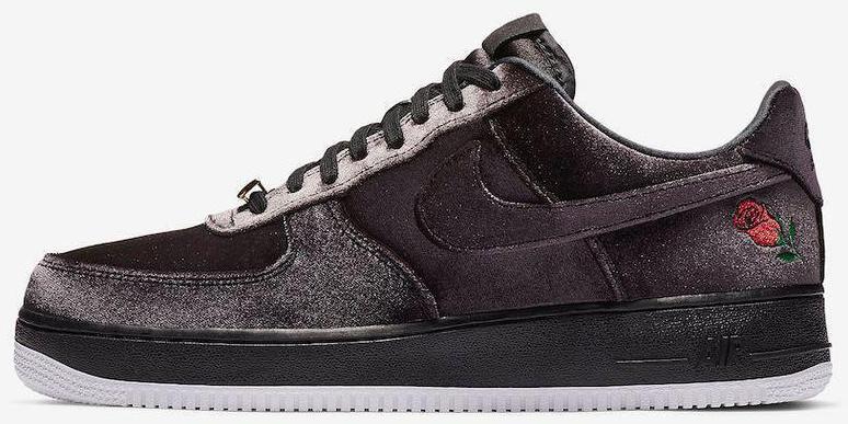 靴 Nike Air Force 1 Low Rose Satin VELVET Nike Air Force 1 Low Rose Velvet Men's - AH8462-003 - US