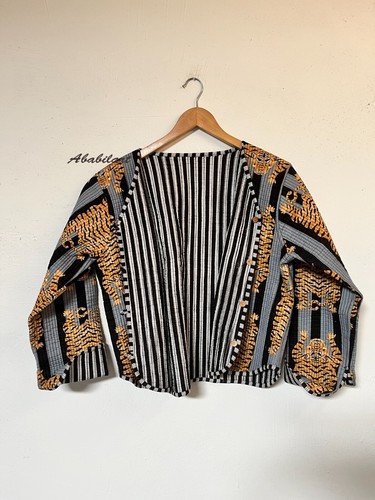 Indian Black Tiger Printed Cotton Quilted Jacket Vintage Reversible Jacket - Picture 9 of 10
