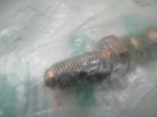 Jaguar XJ6, XJ12, XJ40, 1988-1994, later XJS rear brake hose NOS Lucas GHP1179 - Image 3 of 4