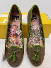 BC Because Music Is My Heartbeat Women's Burlap Slip on Tan Tassel Flats Sz 8M