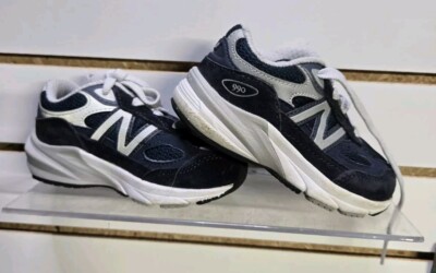 New Balance 990v6 Kids Size 6.5 B EW navy  White  Running Shoes W990NV6 Toddler