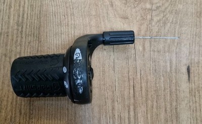 SRAM Grip Shift SRT 400-32 (8/24-fach) (links) Schalthebel in schwarz/weiß GEBRAUCHT