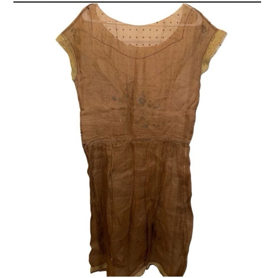 复古翻盖连衣裙 1920 年代丝绸手工刺绣单孔宽紧身蕾丝博物馆 — 第 4/4 张图片