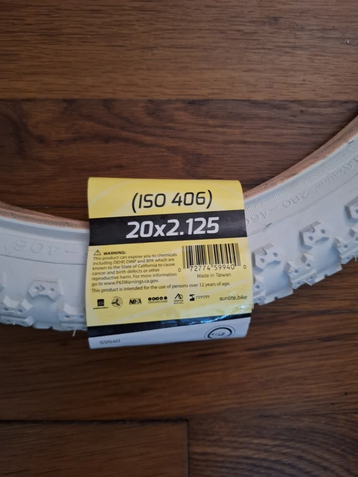 Sunlite BMX Tires - 20x1.75 & 20x2.125 Comp III Style Tread White - Image 3 of 4