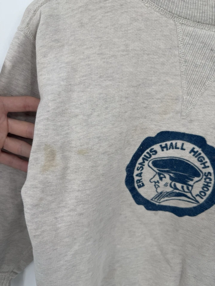 True Vintage 1940s Single V Sweatshirt Crewneck Flocked Print Size Small 18x22 - Image 4 of 4