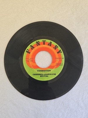 CREEDENCE CLEARWATER REVIVAL---GREEN RIVER   (1969  TOP SONG)