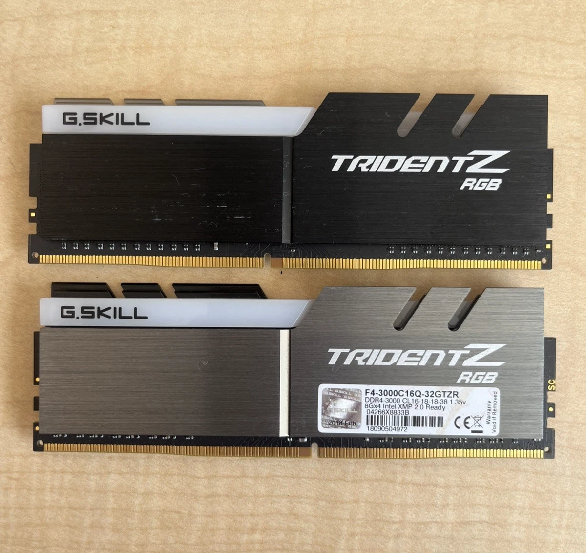 G.SKILL DDR4 16GB （ 8GB × 2枚 ） 2400MHz G.SKILL Trident Z RGB Series DDR4 RAM (XMP) 16GB (2x8GB) 3600MT/s