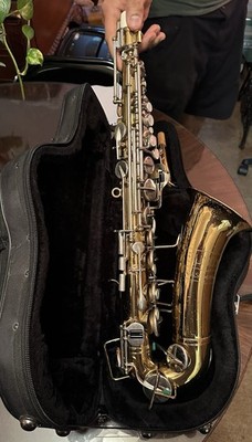 Used Vintage Selmer Bundy Alto Saxophone With Case.