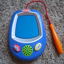 Playskool Magic Screen Palm Learner Tablet Teaches Letters Numbers abc 123