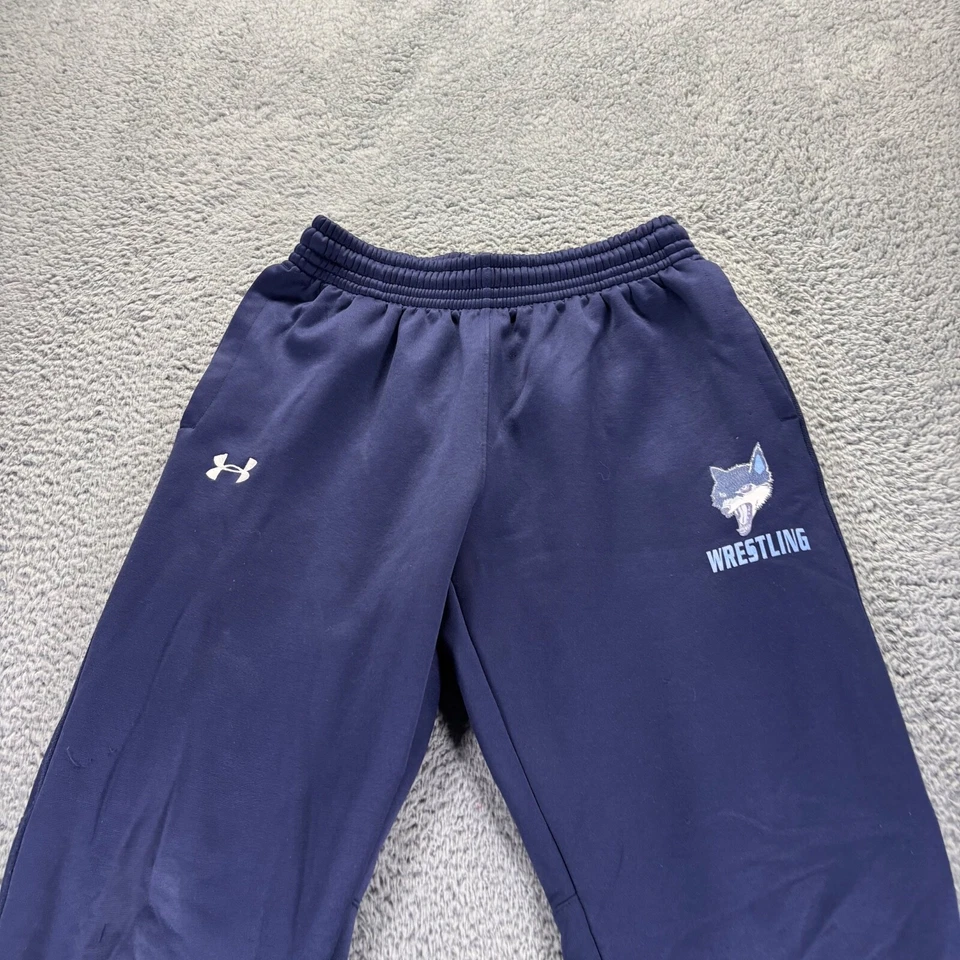 Pantalones deportivos Under Armour para hombre azul medio calce suelto logotipo de lobo equipo de lucha libre Foto 2 de 4