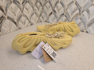 NIB Adidas 2022 Yeezy Boost 450 SZ 10 sulfur NEVER WORN  display picture 3