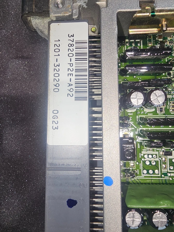 Оригинальный блок управления двигателем для Honda Civic 1998-2000 годов выпуска 37820-P2E-A92 - Изображение 3 из 3