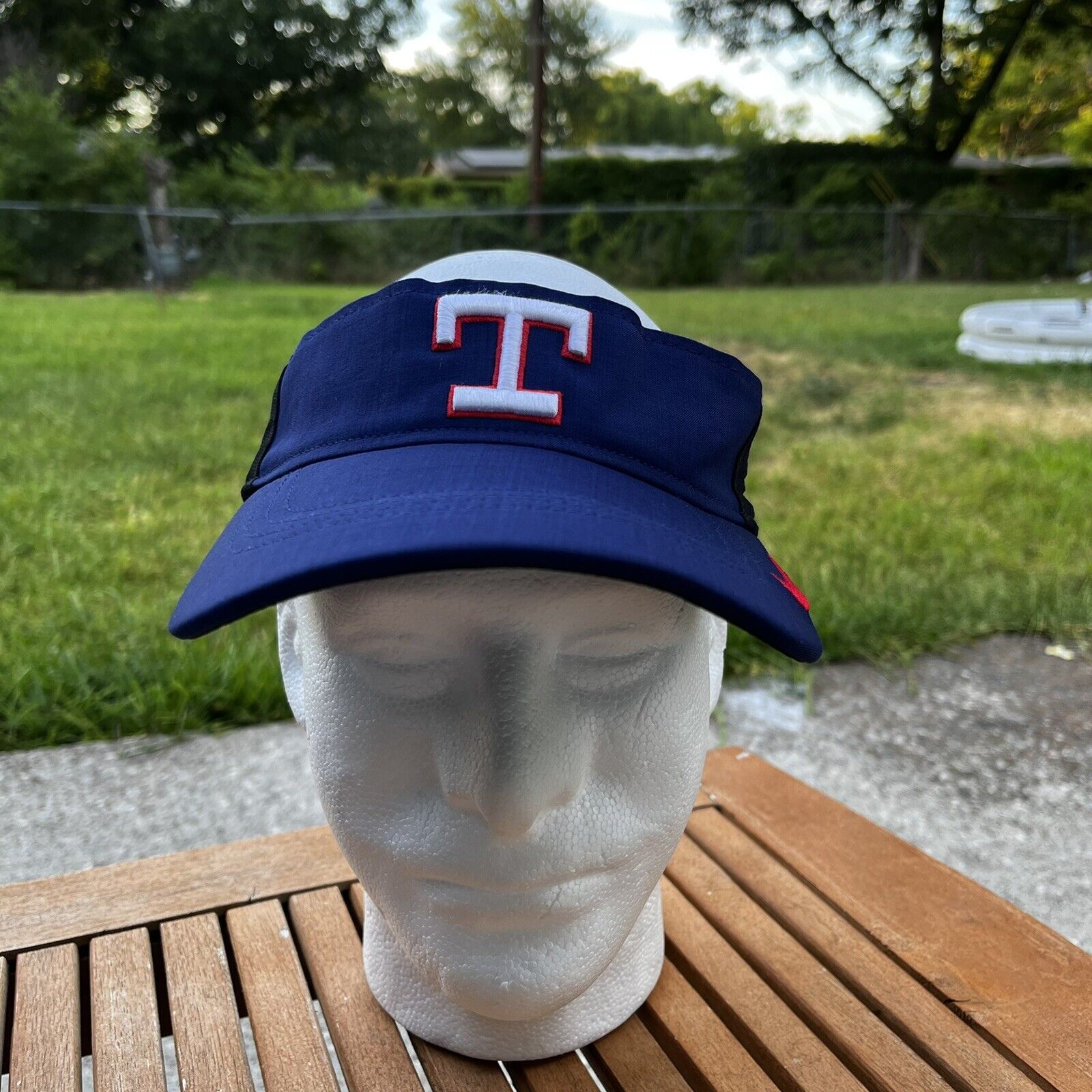 Texas Rangers Nike Dri Fit MLB Lightweight Adjustable Visor hat