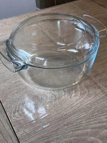 Vintage Pyrex De Corning  Casserole Dish # 457M  w/ Matching Lid France