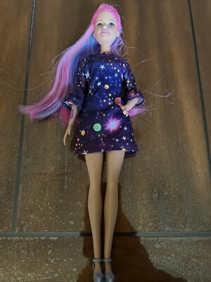 barbie color surprise doll 