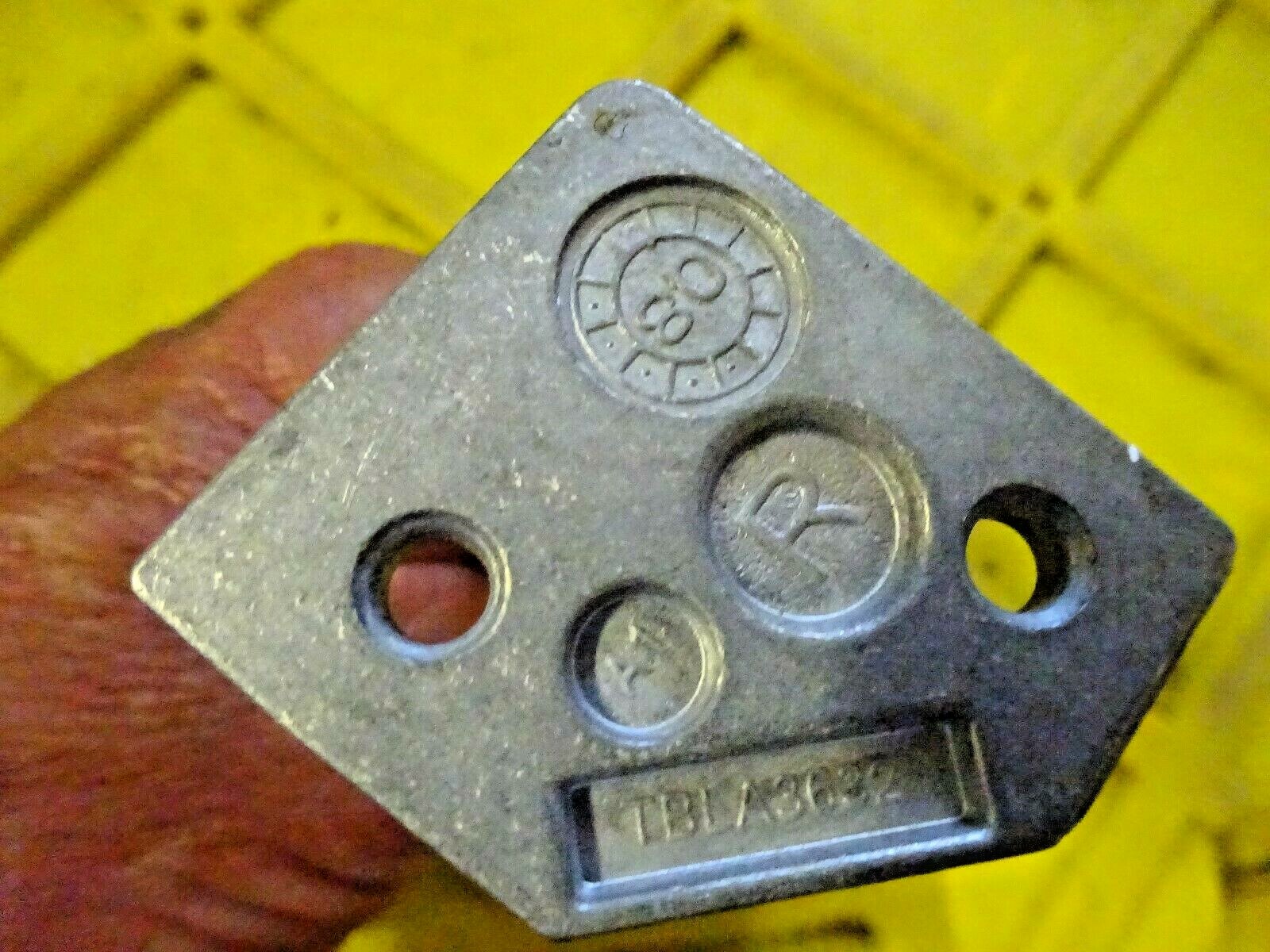 PANASONIC TH37PX80B TV STAND PEGS RIGHT TBLA3632 eBay