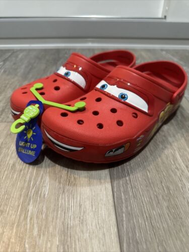 Retail Reference Lightning McQueen Crocs!! ⚡️🏎 : r