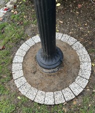 100 cm granite garden circle lamp post trees flower surround grass border edging