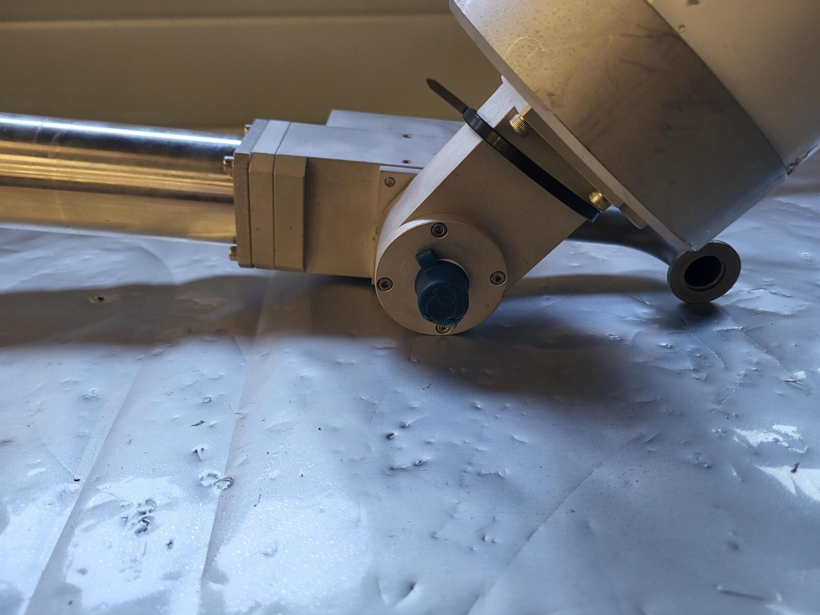 KLA-Tencor SRX EDX Detector Thermo Noran Cryo Cooler 8815A-3SUS-SN 4444-Cryo