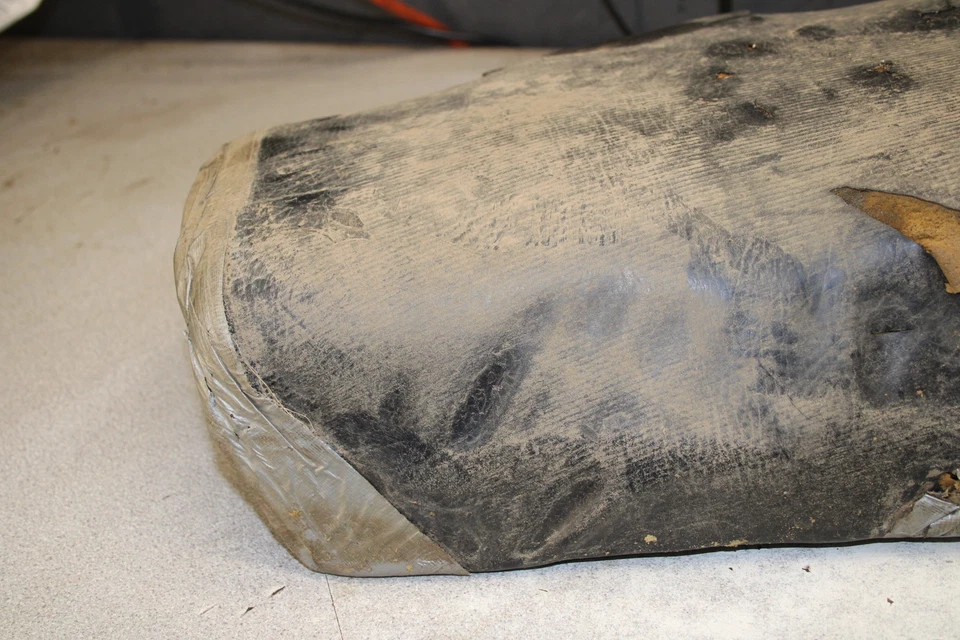 1982 铃木 DR125 座椅垫 4314.伏安 — 第 4/4 张图片