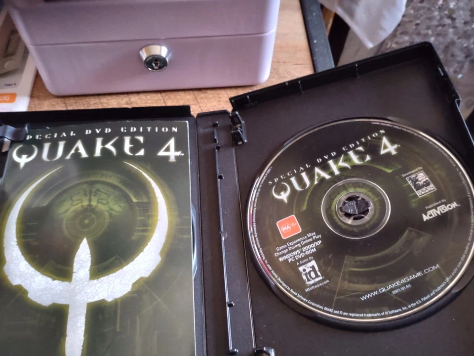 Quake 4 - Special Edition PC DVD Computer Video Game UK Release Mint Condition - Image 3 of 3