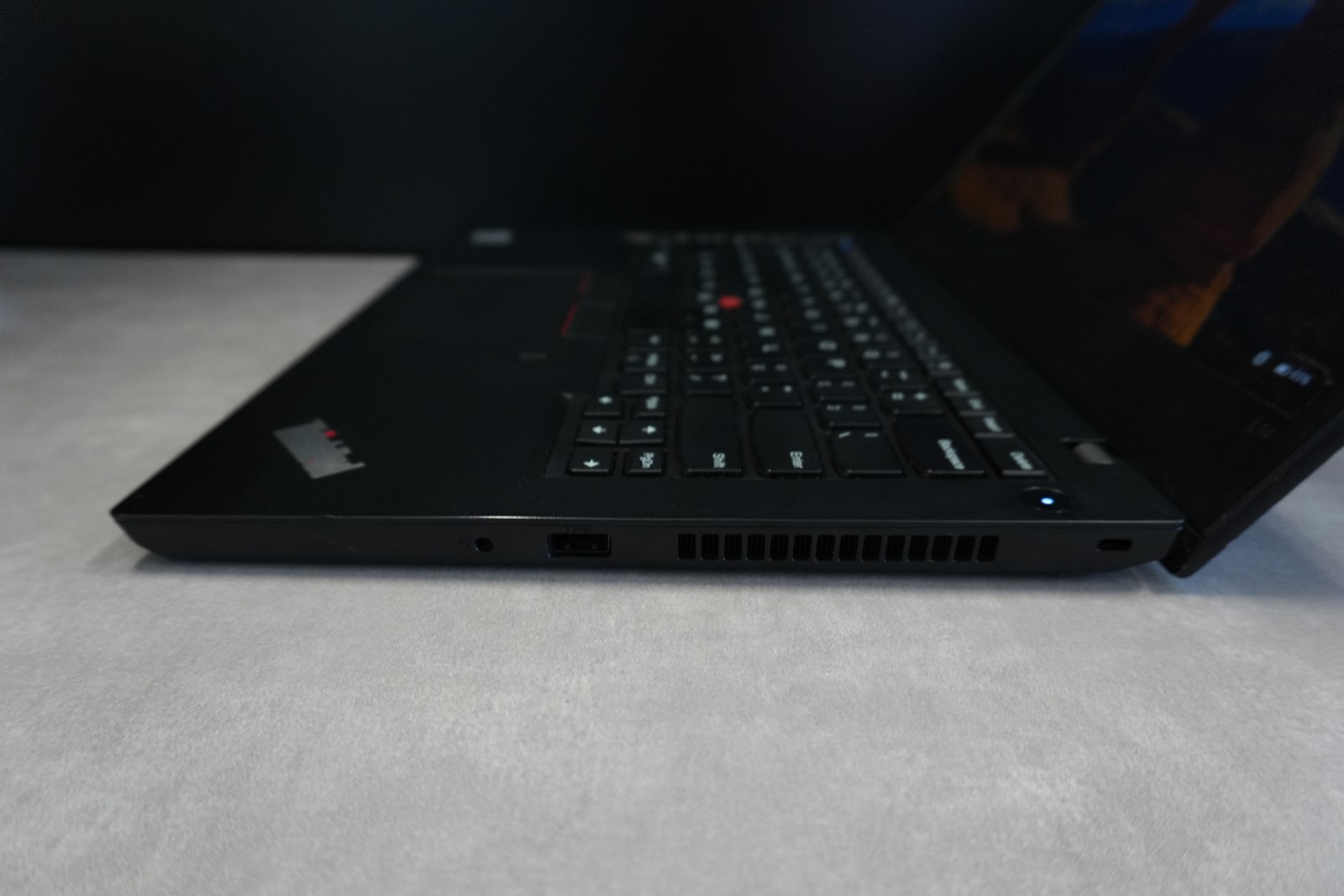 Lenovo ThinkPad L14 Gen 1, 14-Inch Laptop, with Intel Core i5-10310U 10th Gen., 256 GB SSD (Solid State Drive), Windows 11 Pro