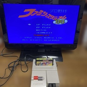 Nintendo AV Famicom HVC-101 Console Boxed Set AC Adapter 2 Controllers Japan