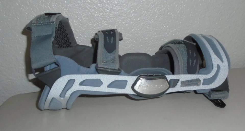 Rodillera Donjoy OA Nano grande derecha medial bonita con bolsa Foto 3 de 4